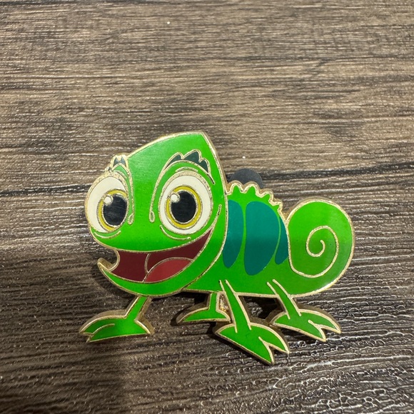 Disney Character Enamel Pin Set - Multicolor - Picture 7 of 11